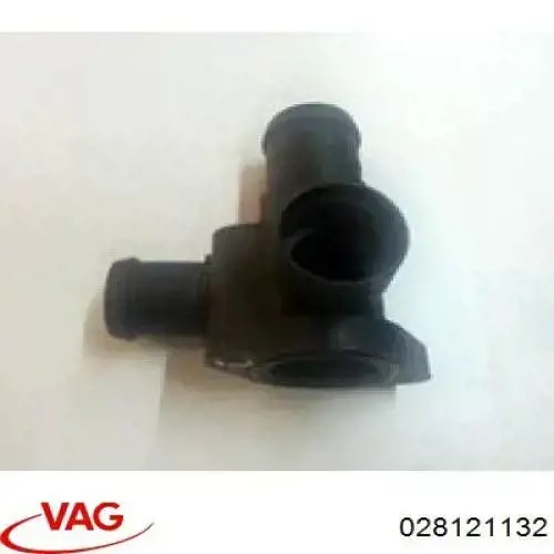 028121132 VAG Kołnierz układu chłodzenia (trójnik)