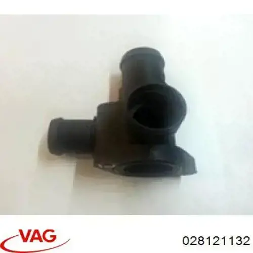 Kołnierz układu chłodzenia (trójnik) 028121132 VAG