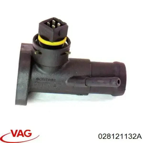 Kołnierz układu chłodzenia (trójnik) 028121132A VAG