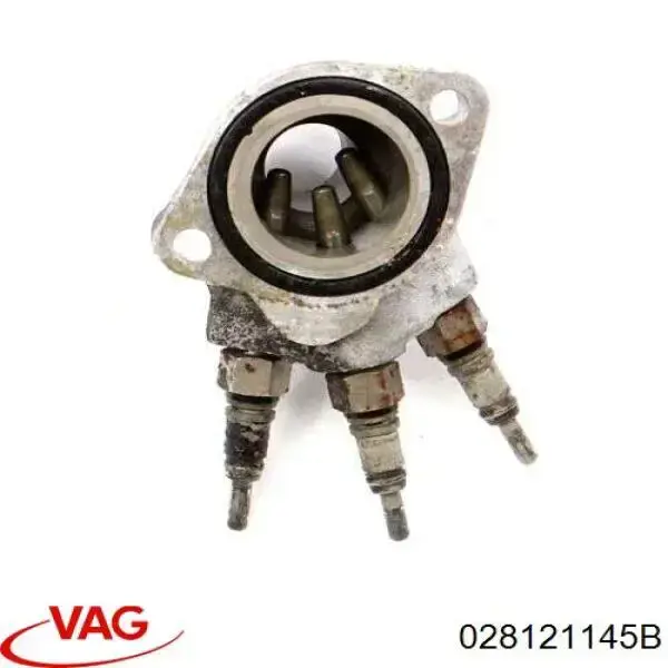 Kołnierz układu chłodzenia (trójnik) 028121145B VAG