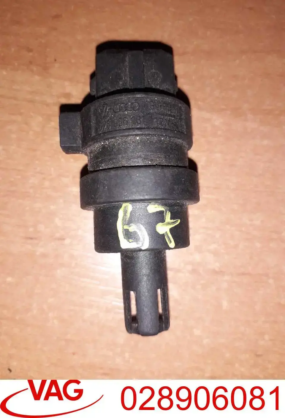 028906081 VAG Czujnik temperatury powietrza wlotowego