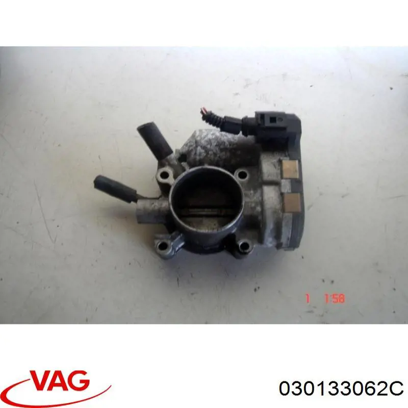 Przepustnica, komplet VAG 030133062C cena, od 40,86 USD