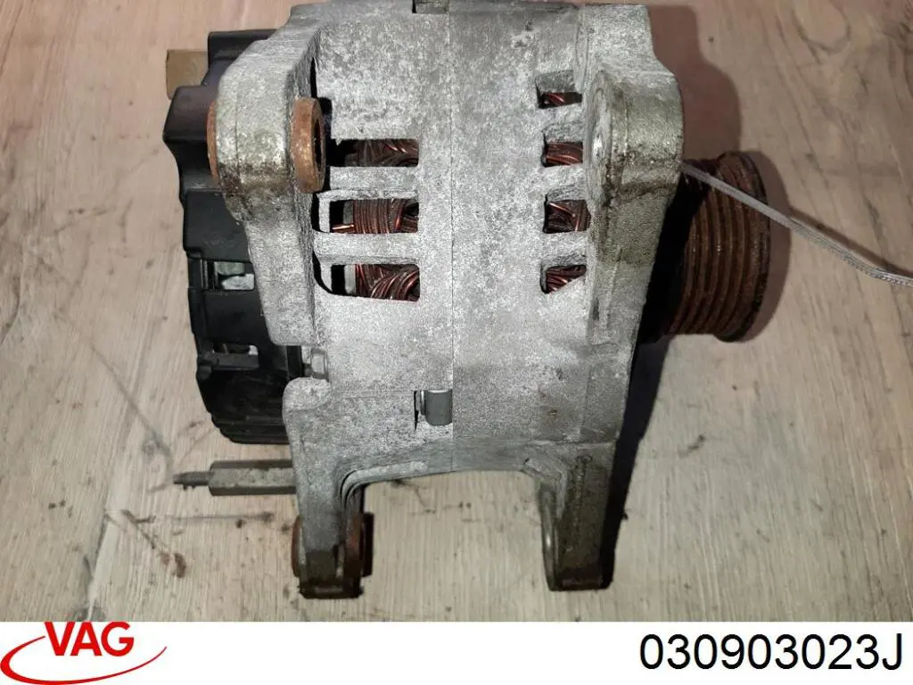 Do koszyka 030903023J VAG Alternator