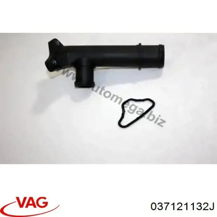Kołnierz układu chłodzenia (trójnik) VAG 037121132J cena, od 7,00 USD