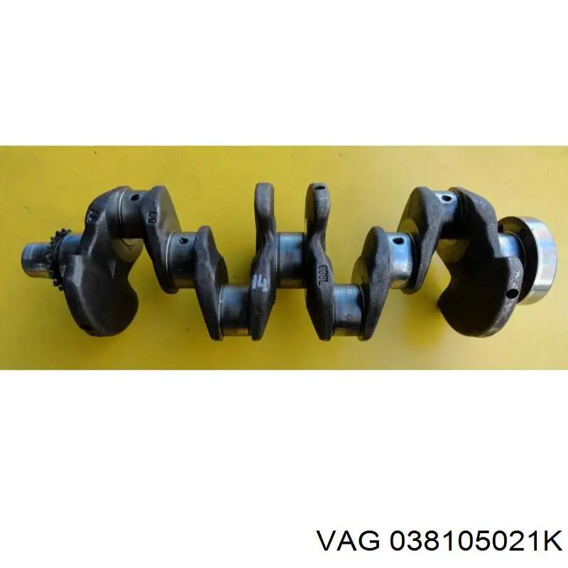 Wał korbowy silnika do Volkswagen Transporter T5 7HB, 7HJ, 7EB, 7EJ