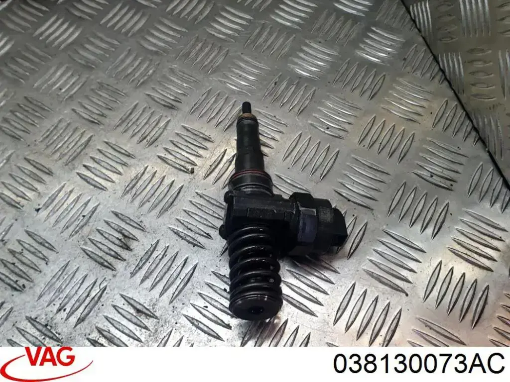 038130073AC VAG Wtryskiwacz paliwa