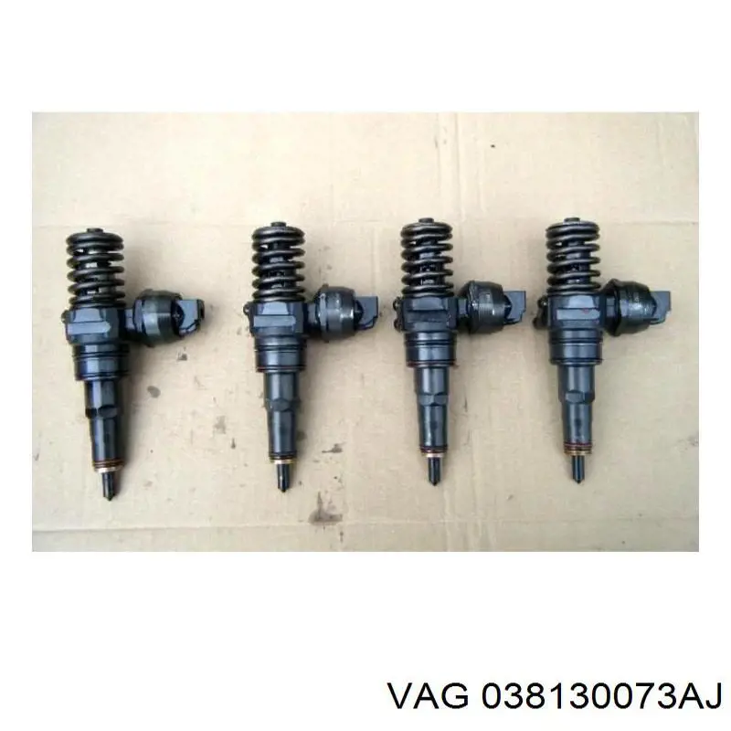Do koszyka 038130073AJ VAG Wtryskiwacz paliwa