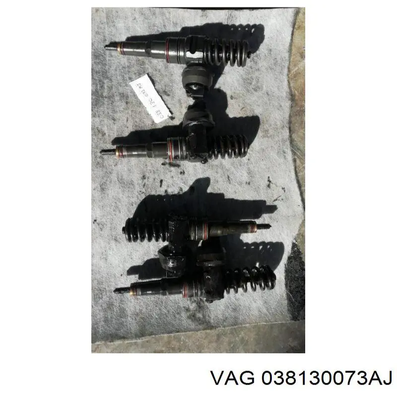 038130073AJ VAG Wtryskiwacz paliwa