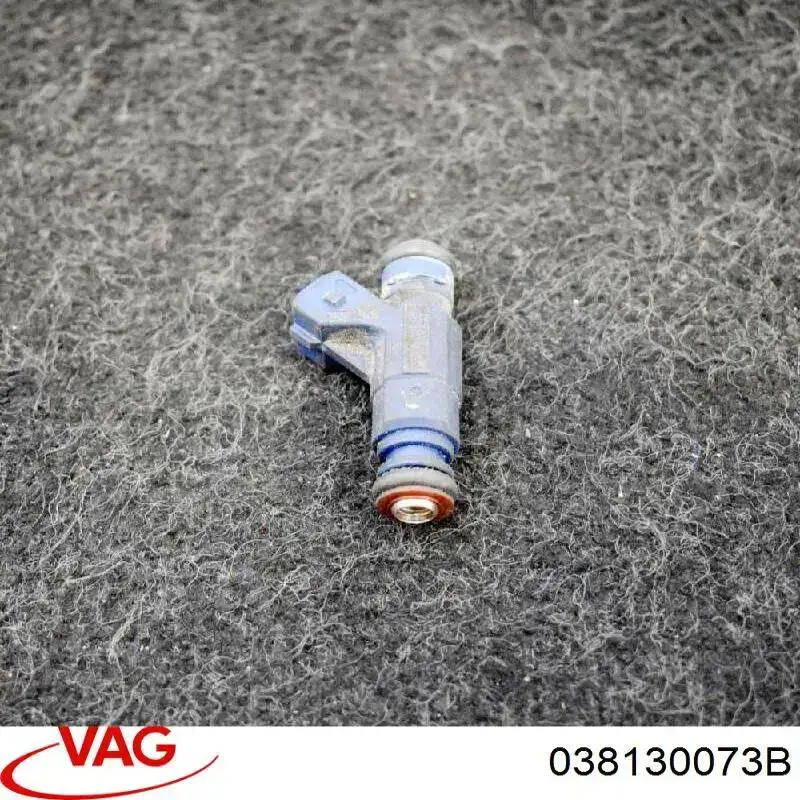 Wtryskiwacz paliwa VAG 038130073B