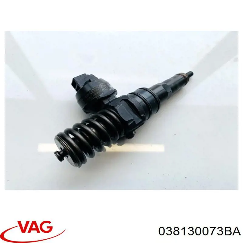 Wtryskiwacz paliwa VAG 038130073BA