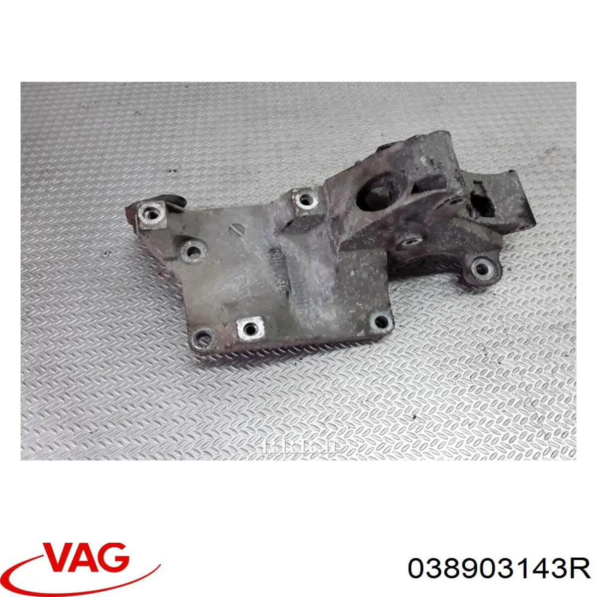 Wspornik alternatora do Seat Ibiza III 6L1