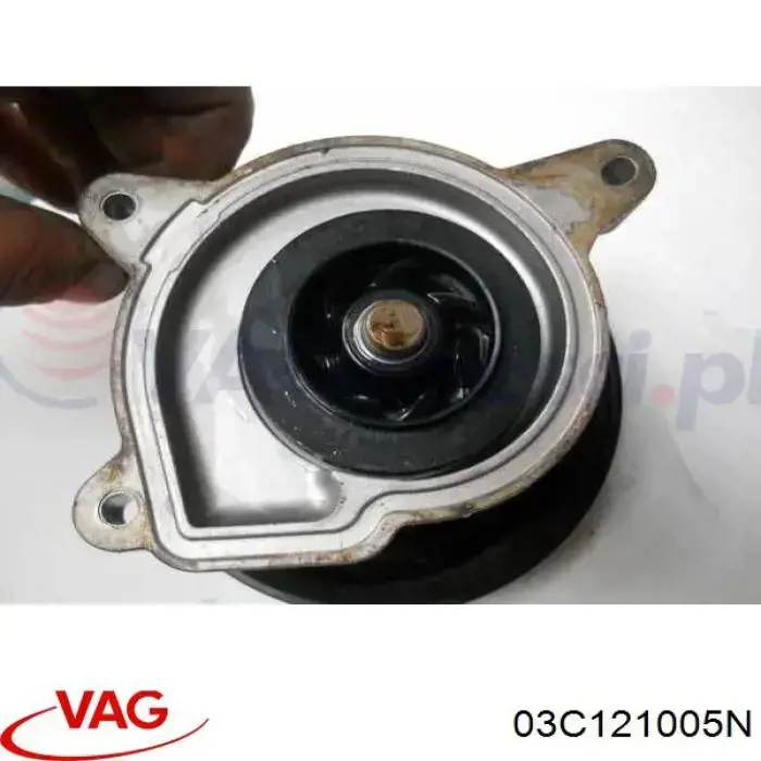 Do koszyka 03C121005N VAG Pompa chłodząca wodna