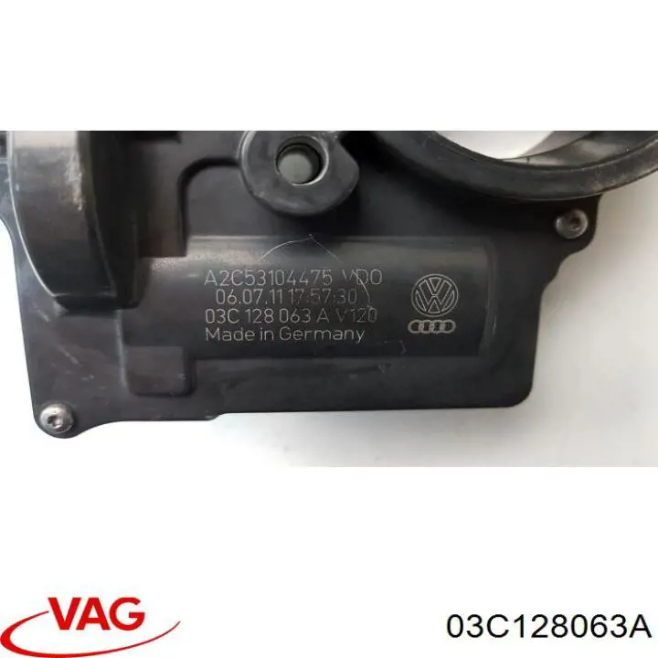 Przepustnica, komplet VAG 03C128063A cena, od 227,49 USD