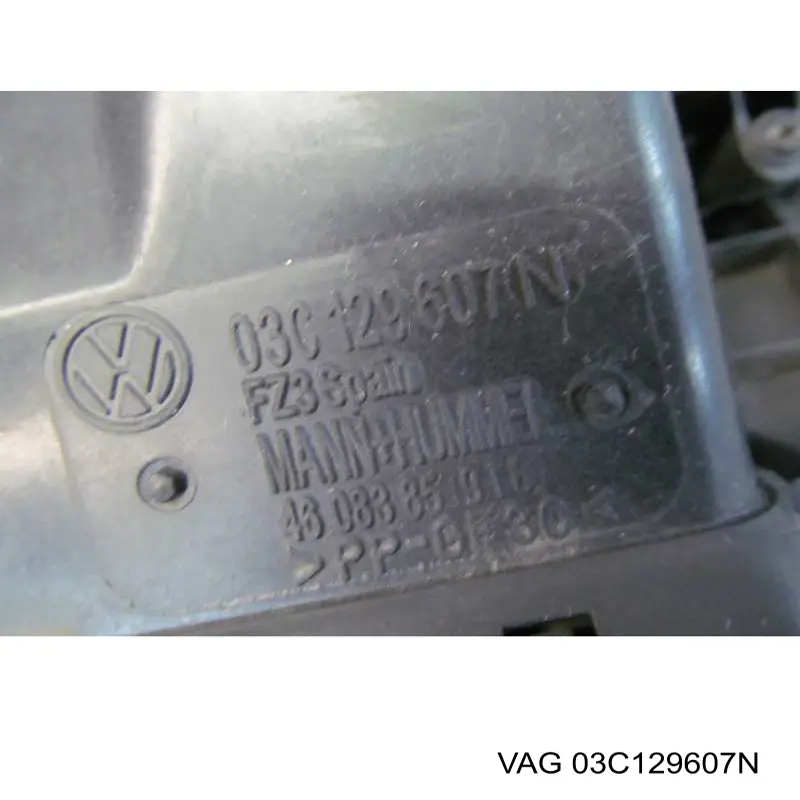 Obudowa filtra powietrza VAG 03C129607N cena, od 20,15 USD