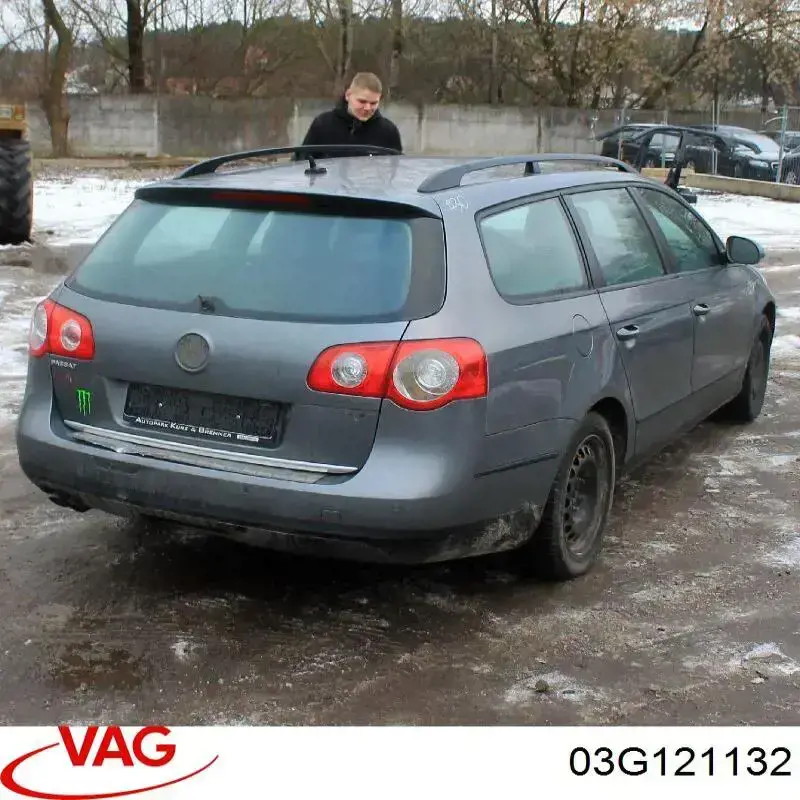 Do koszyka 03G121132 VAG Kołnierz układu chłodzenia (trójnik)