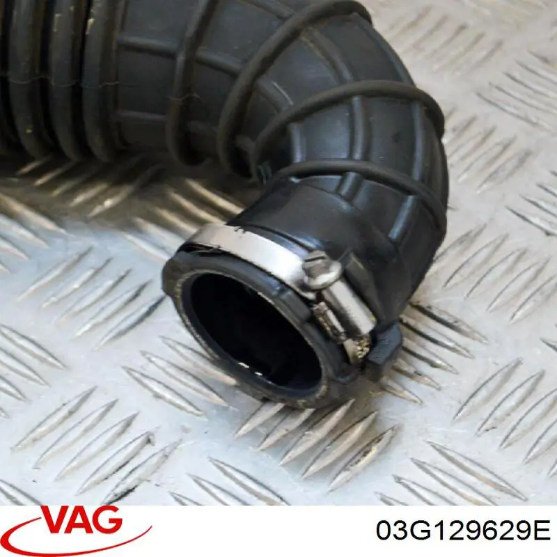 Do koszyka 03G129629E VAG Króciec powietrza, wylot filtra powietrznego