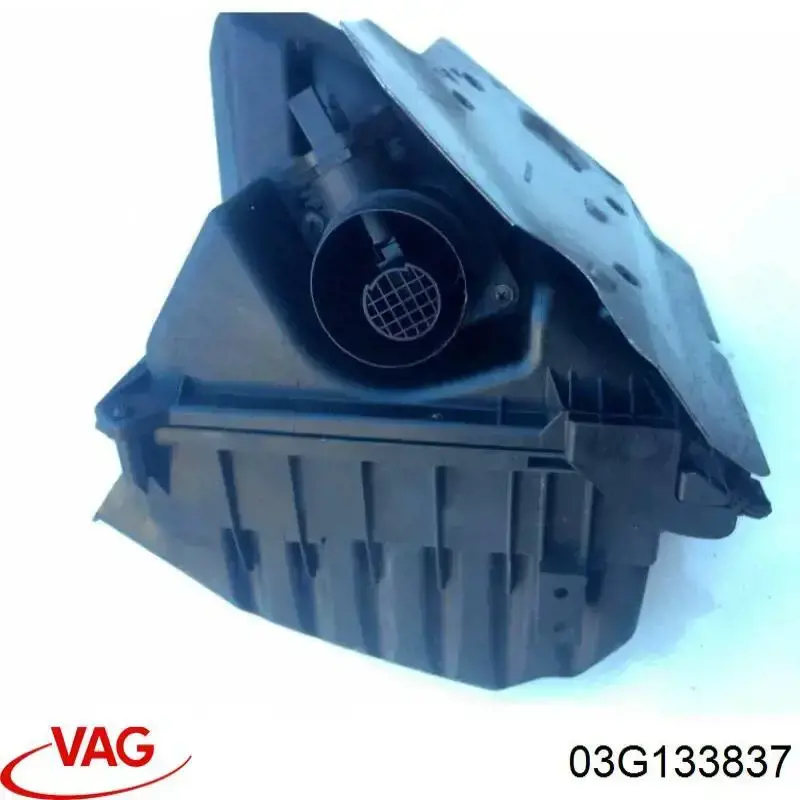 Obudowa filtra powietrza Audi A4 B6 sedana (8E2) (2000 - 2005) cena, od  