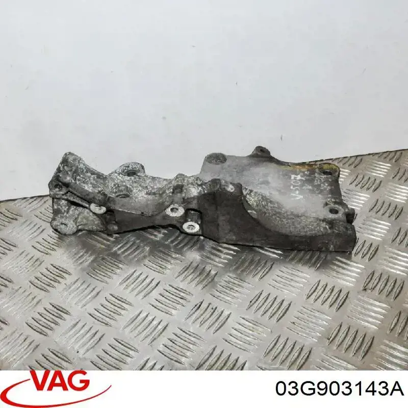  Wspornik alternatora Volkswagen Golf 5
