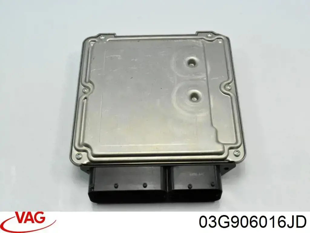 Sterownik silnika Audi A4 B7 sedana (8EC) (2004 - 2008) cena, od 172,64 USD