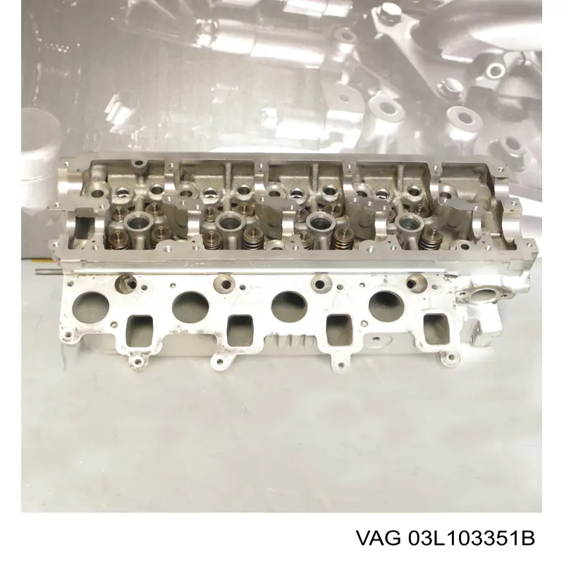 03L103351B VAG Głowica cylindrów