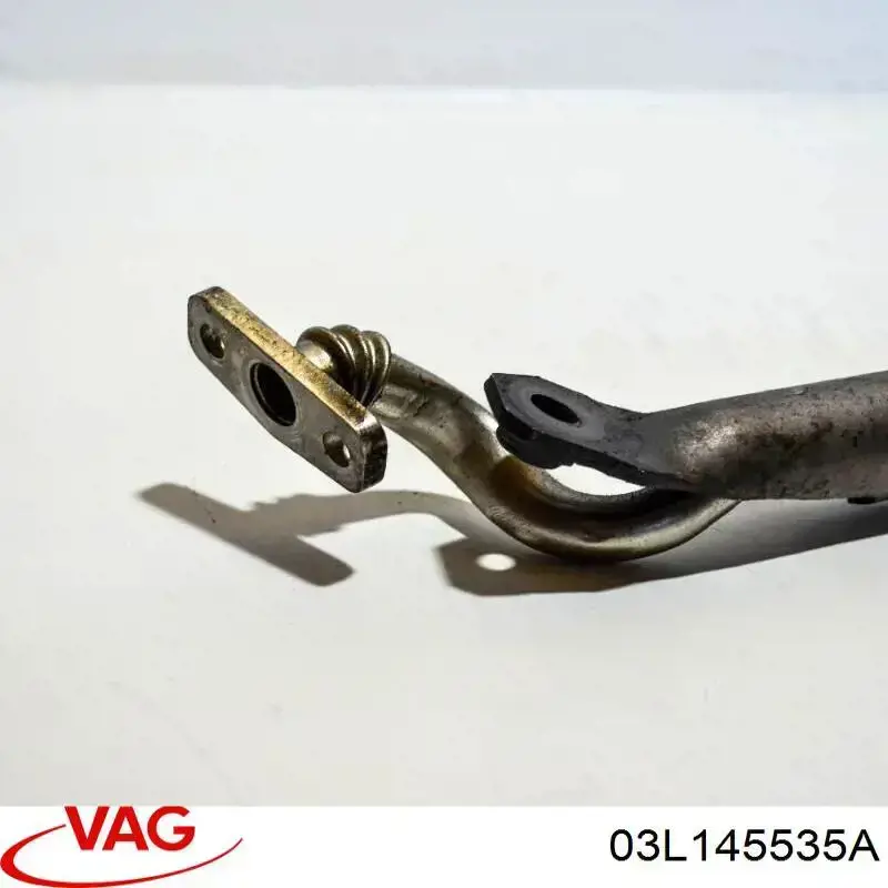 03L145535A VAG Rurka (przewód) spływu oleju z turbiny