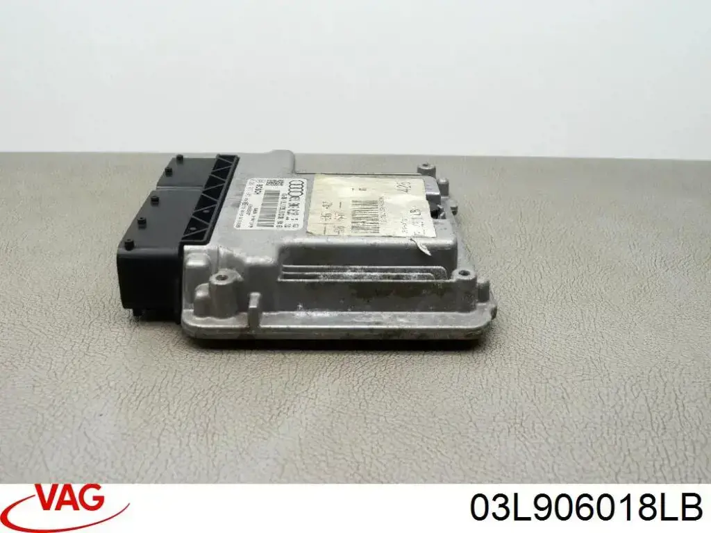  Sterownik silnika Audi A6 