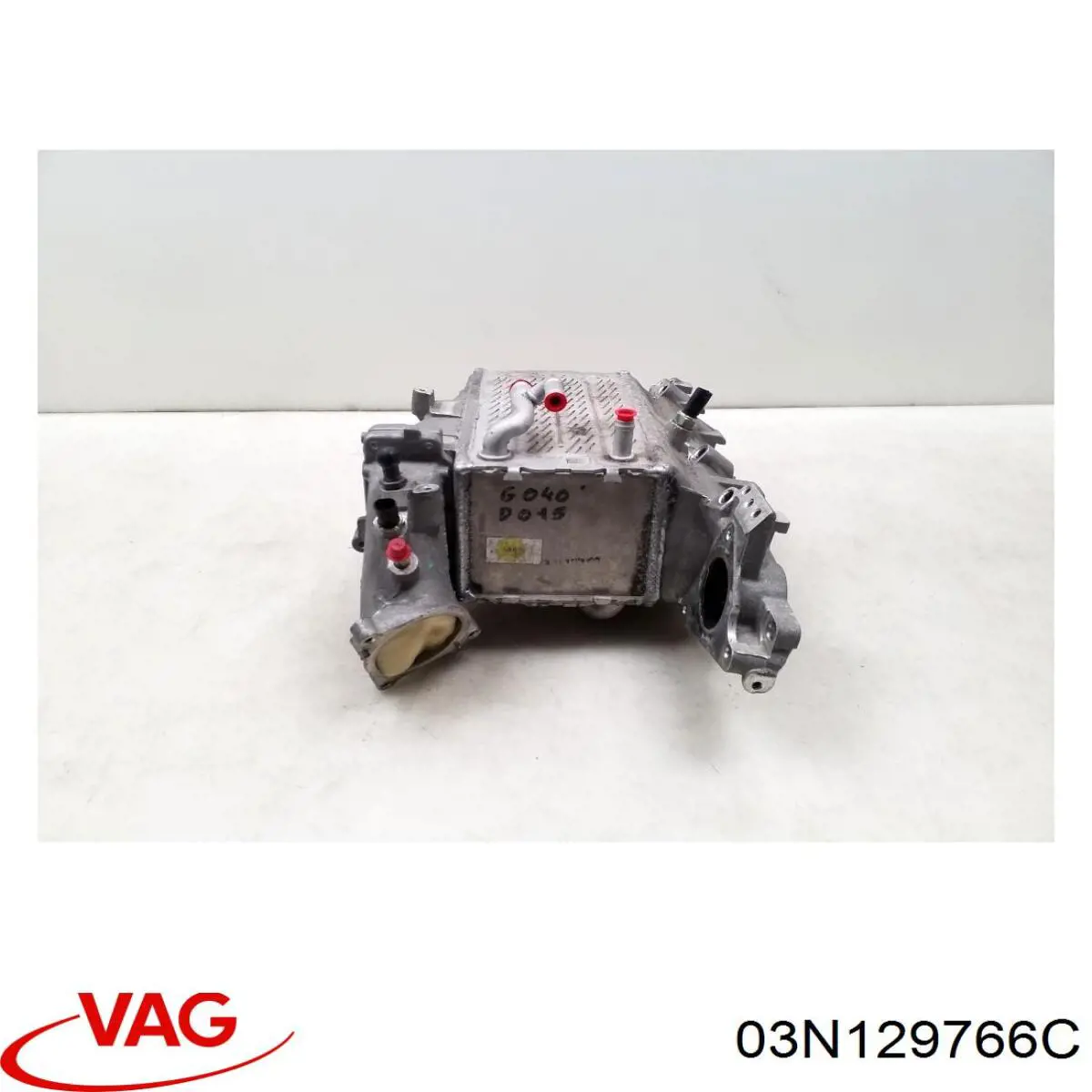 Kolektor ssący 818685 VALEO
