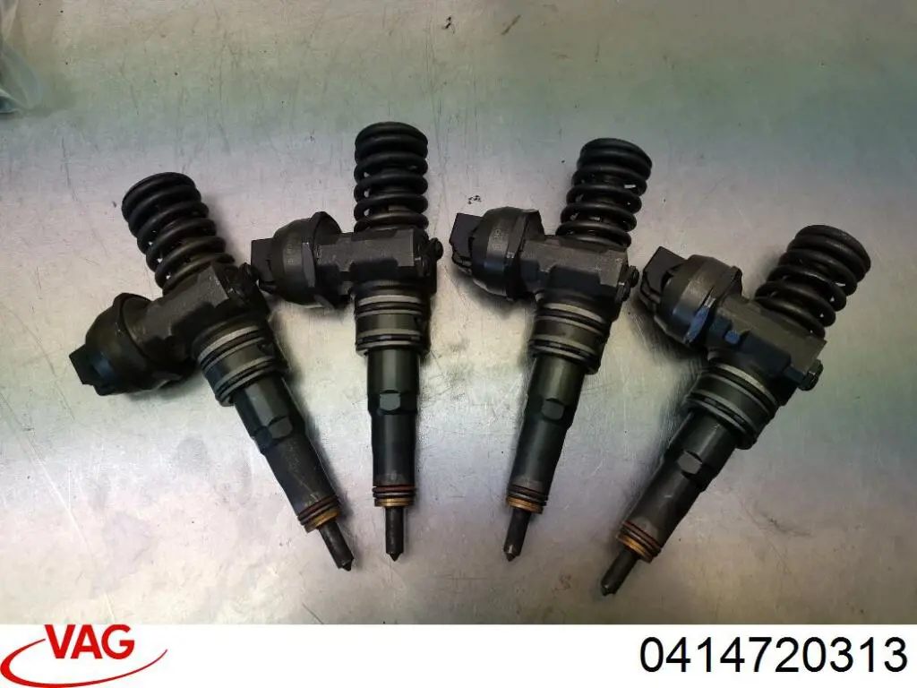 Wtryskiwacz paliwa VAG 0414720313
