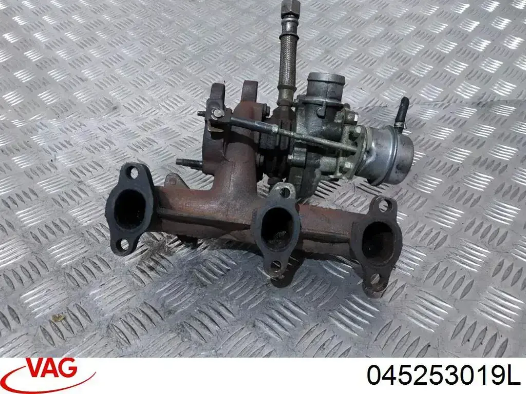 Turbina 045253019L VAG