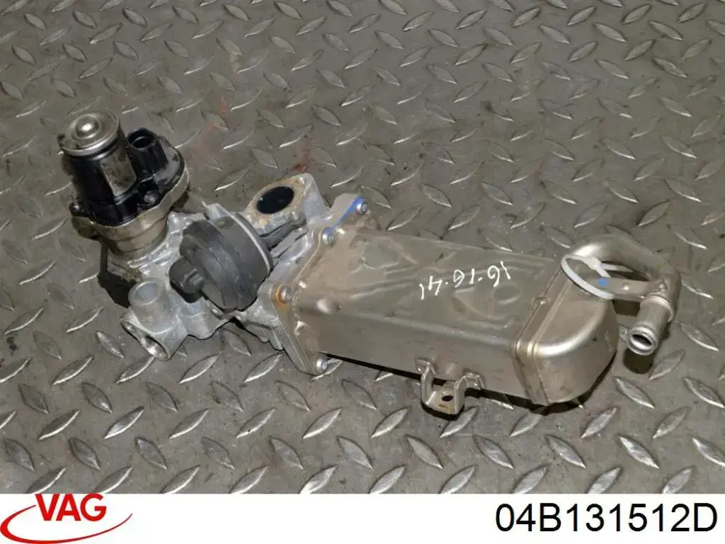 Chłodnica układu recyrkulacji spalin EGR VAG 04B131512D cena, od 114,07 USD