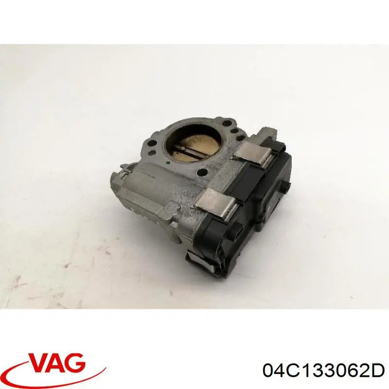 Do koszyka 04C133062D VAG Przepustnica, komplet
