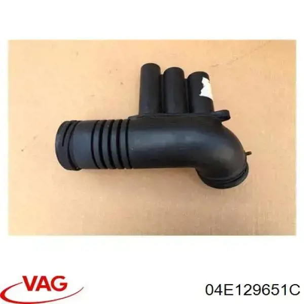 Do koszyka 04E129651C VAG Króciec powietrza, wylot filtra powietrznego