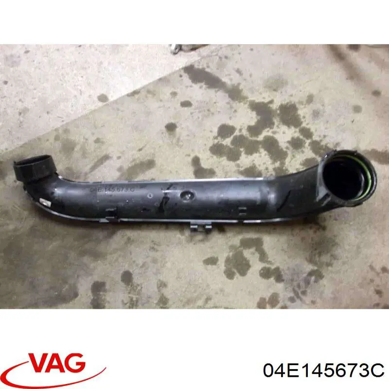 Króciec powietrza, wlot do turbiny (doładowanie) VAG 04E145673C cena, od 63,22 USD