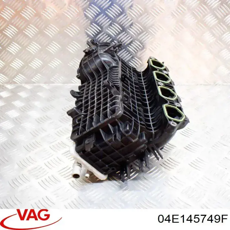 Chłodnica intercoolera VAG 04E145749F