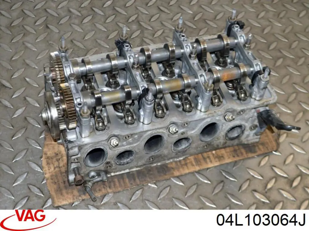 Do koszyka 04L103064A VAG Głowica cylindrów