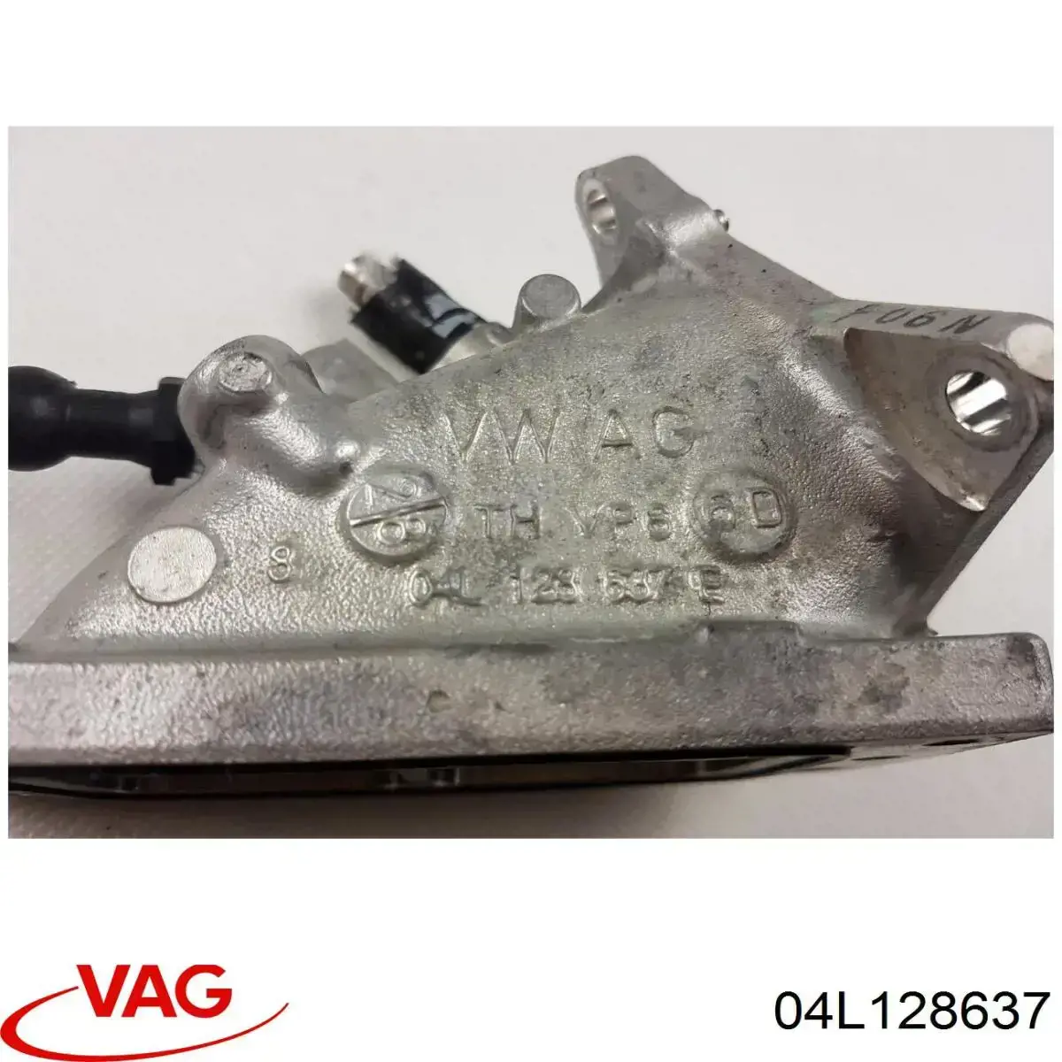 04L128637 VAG Króciec powietrza, przepustnicy