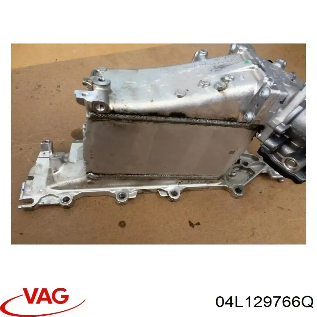 04L129766Q VAG Kolektor ssący