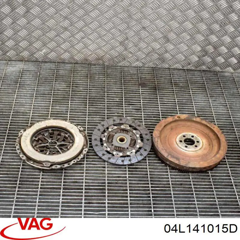 04L141015D VAG Zestaw sprzęgła (3 części)