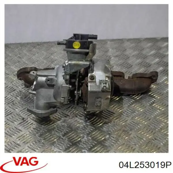 030TC11004000 Mahle Original Turbina