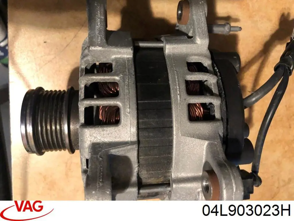 Do koszyka 04L903021K VAG Alternator