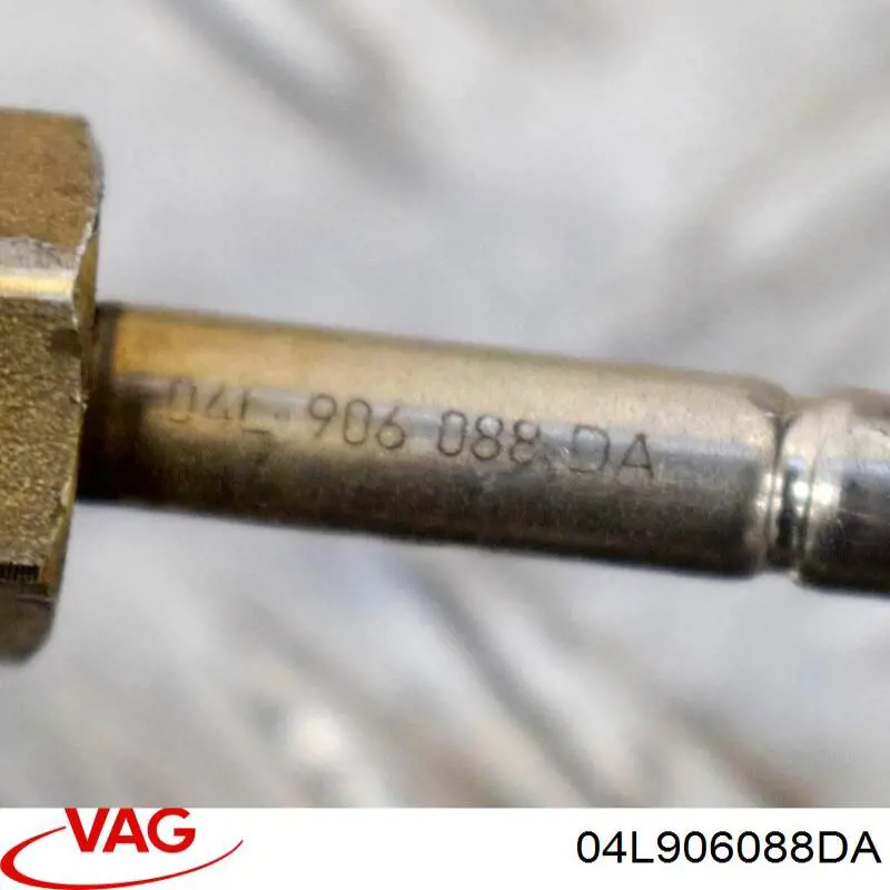 Czujnik temperatury spalin, przed filtrem cząstek stałych VAG 04L906088DA cena, od 64,70 USD