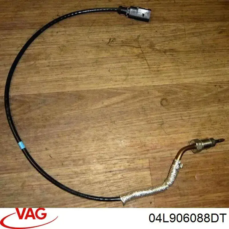 Czujnik temperatury spalin, przed turbiną VAG 04L906088DT cena, od 78,14 USD