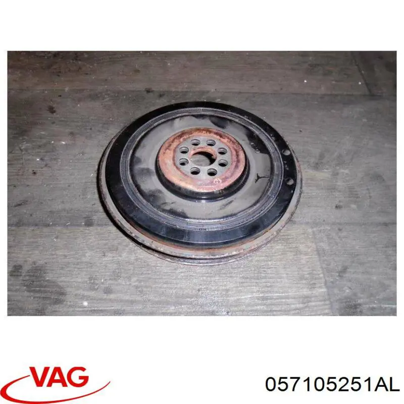 Koło pasowe wału korbowego VAG 057105251AL cena, od 66,40 USD
