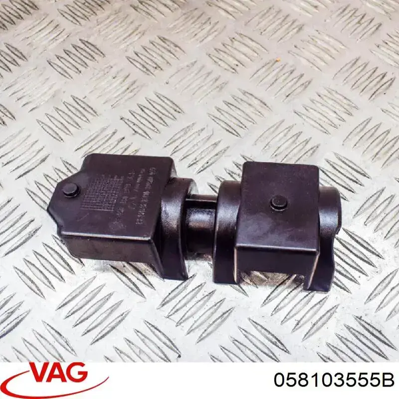 Separator oleju układu wentylacji kadłuda (bloku silnika)  Audi A6 C4