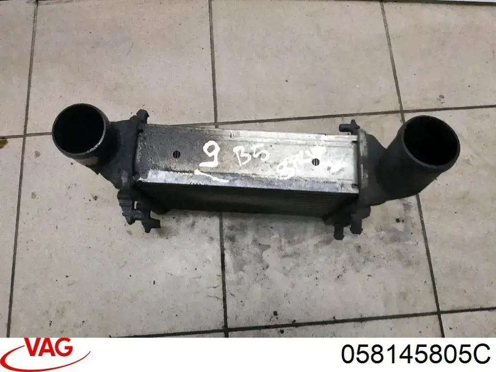 Do koszyka 058145805C VAG Chłodnica intercoolera