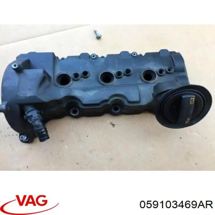 Pokrywa zaworowa lewa VAG 059103469AR cena, od 140,05 USD
