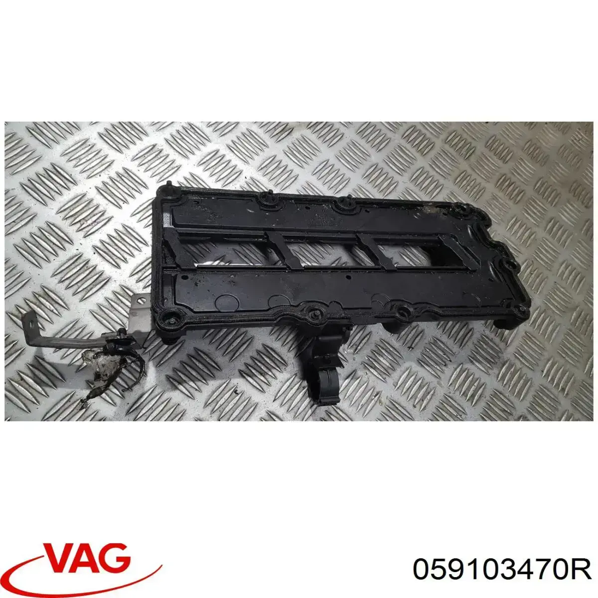 Pokrywa zaworowa prawa VAG 059103470R cena, od 51,08 USD