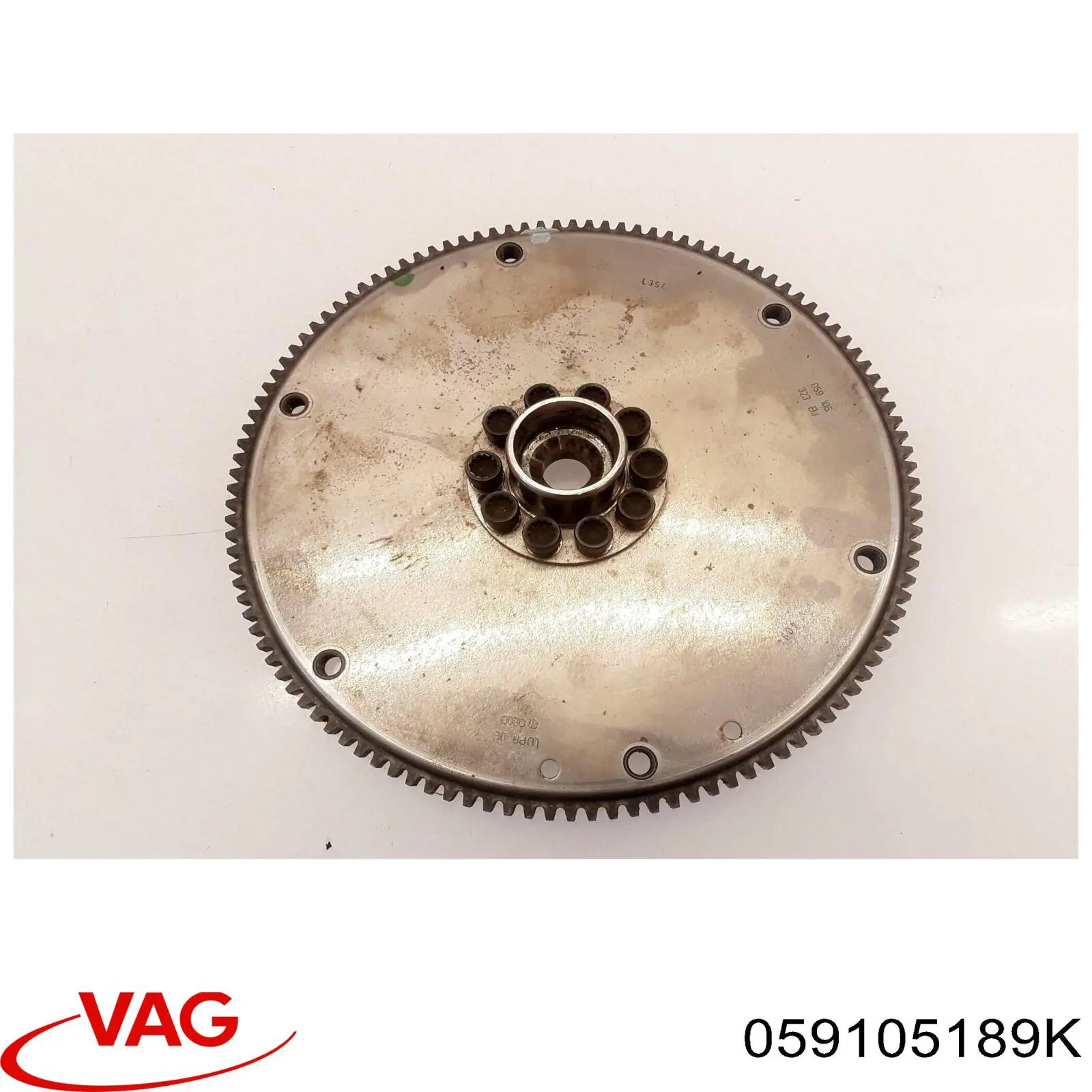  Wał korbowy silnika Audi Q7 