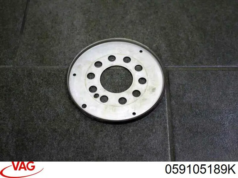 Do koszyka Wał korbowy silnika Audi Q7  4LB