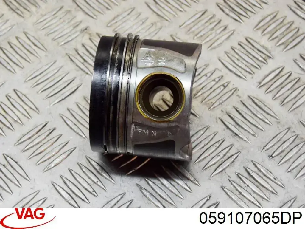 059107065DP VAG Tłok, komplet do jednego cylindru, STD